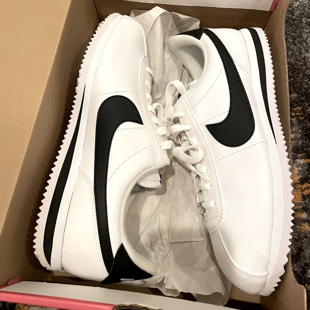 MEN'S NIKE CORTEZ BASIC LEATHER SNEAKERS